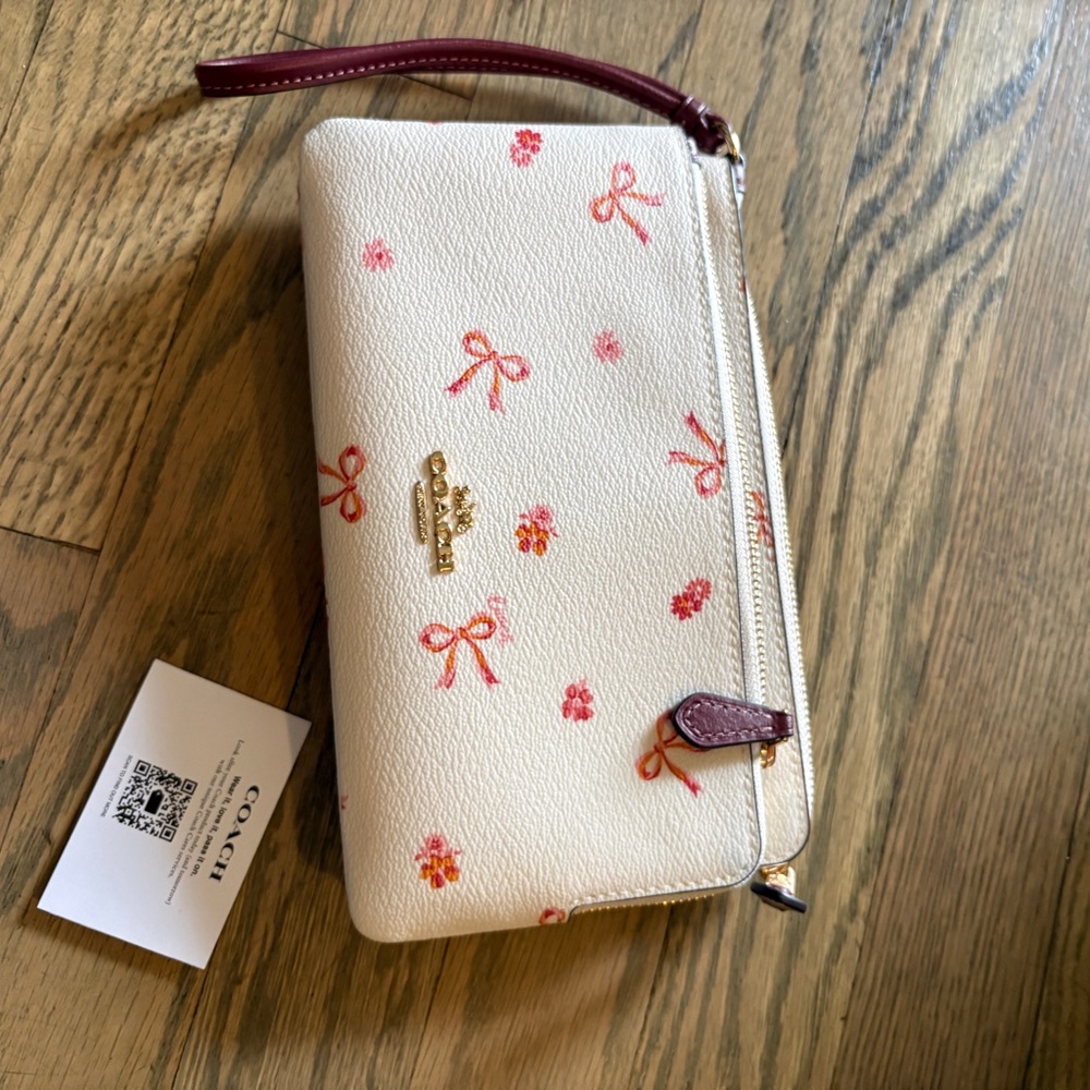 Coach Cream Wristlet with Pink Floral Accents - Picture 3 of 4